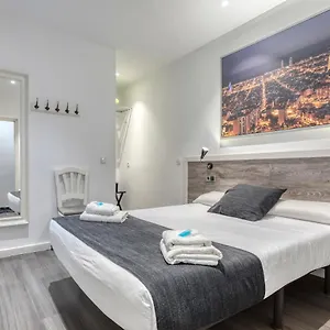 Отель Bedmates